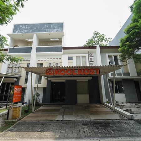 Koolkost Near Universitas Prasetiya Mulya Pagedangan Exterior photo