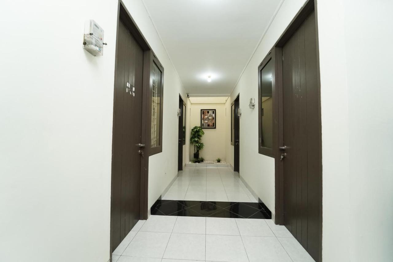 Koolkost Near Universitas Prasetiya Mulya Pagedangan Exterior photo